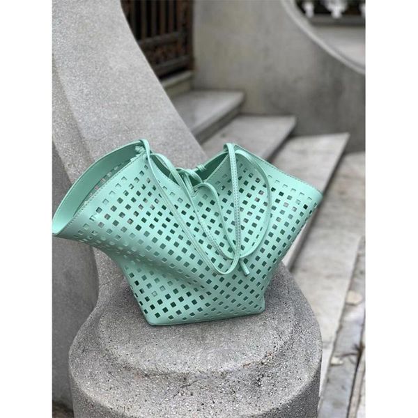 evening bags women summer large tote bag casual hollow out shoulder travel beach lady handbags basket storage shopping designer 
evening bags women summer large tote bag casual hollow out shoulder travel beach lady handbags basket storage shopping designer