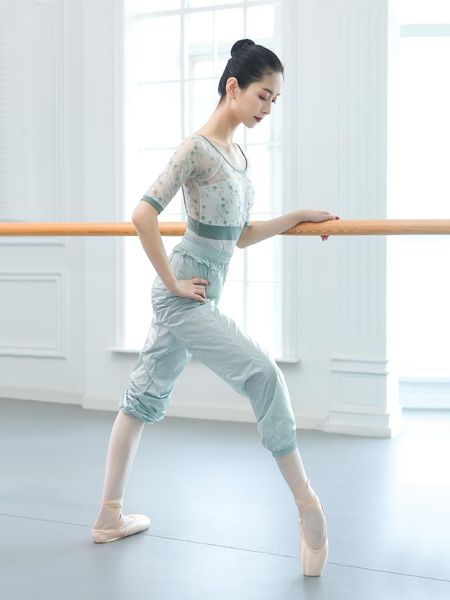 women casual sweatpants jogger dance harem pants sports baggy trousers solid fitness girls elastic band long stage wear, Black;red
women casual sweatpants jogger dance harem pants sports baggy trousers solid fitness girls elastic band long stage wear, Black;red