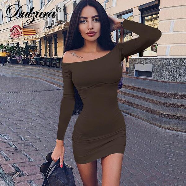 dulzura solid patchwork women long sleeve mini dress off shoulder elegant bodycon party streetwear 2021 autumn winter club casual dress, Black;gray
dulzura solid patchwork women long sleeve mini dress off shoulder elegant bodycon party streetwear 2021 autumn winter club casual dress, Black;gray