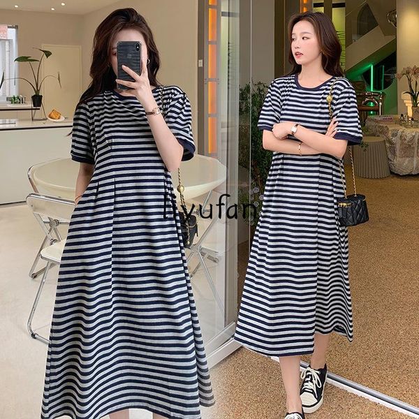 maternity dresses pregnant women's summer large stripe dress medium length fashion trendy mom loose and thin short sleeve t-shirt a-lin, White
maternity dresses pregnant women's summer large stripe dress medium length fashion trendy mom loose and thin short sleeve t-shirt a-lin, White