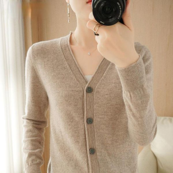 women's knits & tees women 2021 spring autumn cardigans female v-neck long sleeve solid knitted outwear ladies chic casual knitwear swe, White
women's knits & tees women 2021 spring autumn cardigans female v-neck long sleeve solid knitted outwear ladies chic casual knitwear swe, White