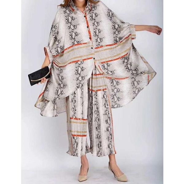 women's two piece pants set women printed loose bat sleeve shirt pleated all-match wide-leg suit lugentolo, White
women's two piece pants set women printed loose bat sleeve shirt pleated all-match wide-leg suit lugentolo, White