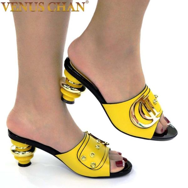 dress shoes chan women slippers 2021 summer design pu leather slip-on sandals round toe mules slides ladies high heel, Black
dress shoes chan women slippers 2021 summer design pu leather slip-on sandals round toe mules slides ladies high heel, Black