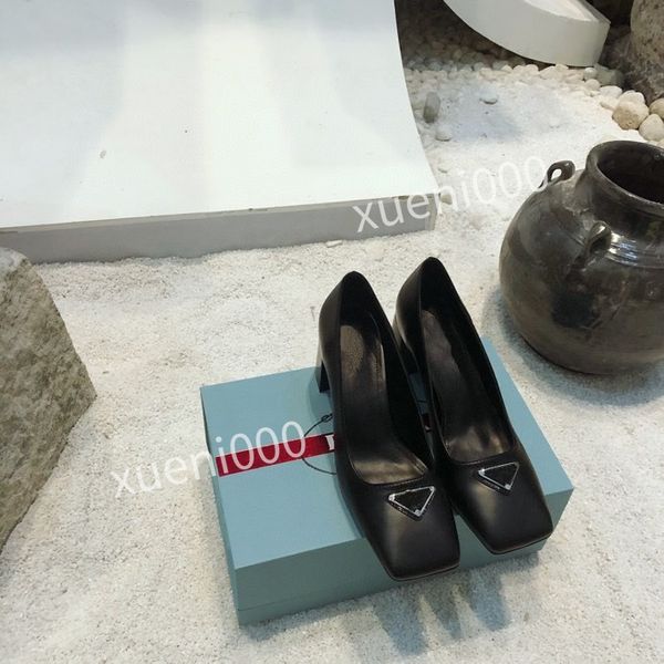 2021 fashion women boots calfskin ankle desert shoes chunky high heeled cowboy boots black brown diamonds martin booties, Red;white
2021 fashion women boots calfskin ankle desert shoes chunky high heeled cowboy boots black brown diamonds martin booties, Red;white