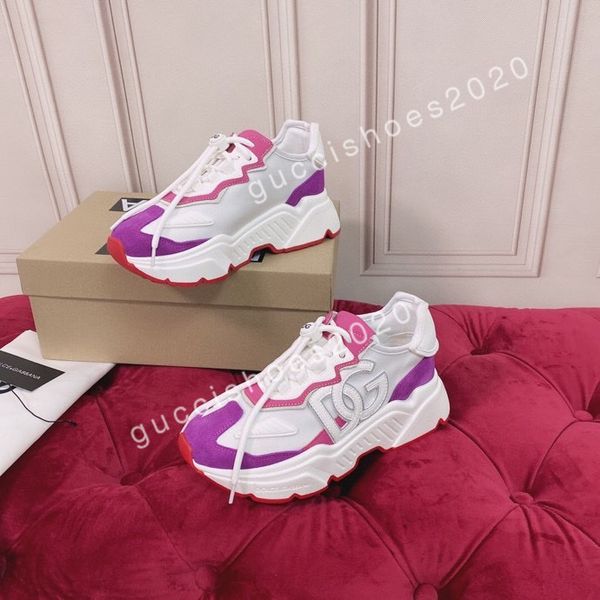 2021 luxury designer shoes triple s sneakers for women men grandpa trainer vintage navy blue orange dad shoe clear bubble bottom tennis, Black;red
2021 luxury designer shoes triple s sneakers for women men grandpa trainer vintage navy blue orange dad shoe clear bubble bottom tennis, Black;red