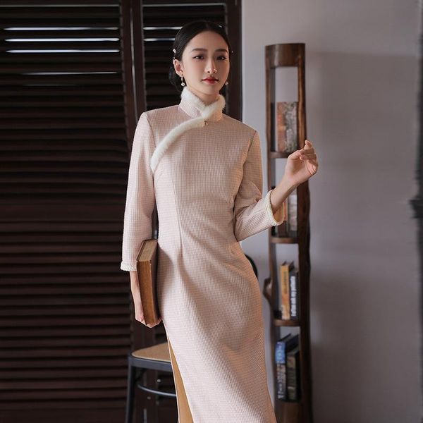 ethnic clothing high-end autumn winter cheongsam womem fur collar plus velvet chinese dress vintage traditional size qipao year clothes, Red
ethnic clothing high-end autumn winter cheongsam womem fur collar plus velvet chinese dress vintage traditional size qipao year clothes, Red