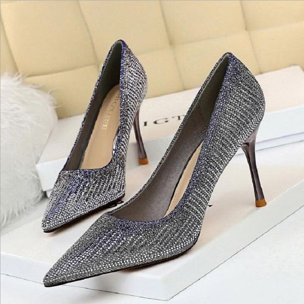 dress shoes european america style fashion metal thin high heels pointed toe shallow hollow nightclub women pumps 20210804, Black
dress shoes european america style fashion metal thin high heels pointed toe shallow hollow nightclub women pumps 20210804, Black