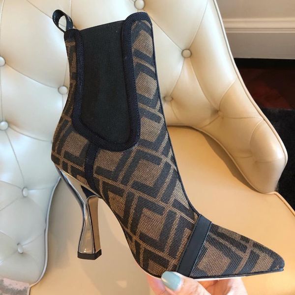 autumn and winter new style designer short boots special-shaped mid-high heel shoes classic luxury letter womens fashion martin leather clot, Black
autumn and winter new style designer short boots special-shaped mid-high heel shoes classic luxury letter womens fashion martin leather clot, Black