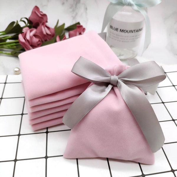 gift wrap 50pcs jewelry velvet bags packaging makeup lipstick birthday wedding party organizer christmas candy packing bag
gift wrap 50pcs jewelry velvet bags packaging makeup lipstick birthday wedding party organizer christmas candy packing bag