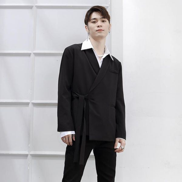 men's suits & blazers spring and summer thin coat black blazer loose belt decoration large casual dance youth, White;black
men's suits & blazers spring and summer thin coat black blazer loose belt decoration large casual dance youth, White;black