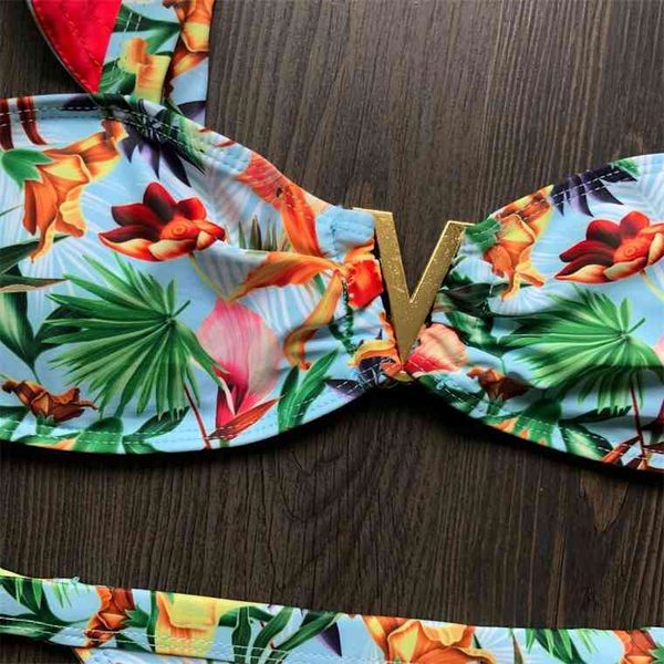 2021 heavy craft ruffles bikini swimsuit floral print bikinis women brand new swimwear pads swimming suit for womenin
2021 heavy craft ruffles bikini swimsuit floral print bikinis women brand new swimwear pads swimming suit for womenin