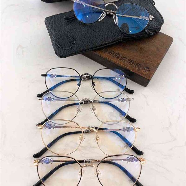 70% off online store 2021 new pure titanium ultra light croton eyeglass frame flat lens women's glasses can be equipped with myopia, White;black
70% off online store 2021 new pure titanium ultra light croton eyeglass frame flat lens women's glasses can be equipped with myopia, White;black