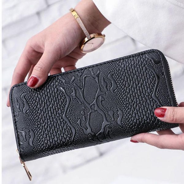 wallets lady shiny snakeskin pattern zipper wallet multi card package women deer coin purse girl serpentine id holders thin clutch bag, Red;black
wallets lady shiny snakeskin pattern zipper wallet multi card package women deer coin purse girl serpentine id holders thin clutch bag, Red;black