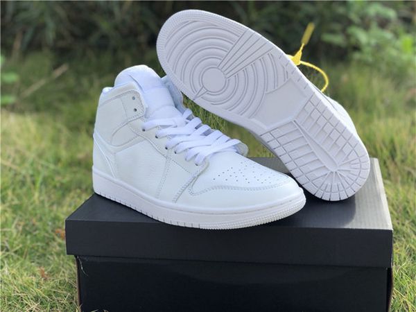 genuine jumpman 1 men's basketball shoes fashion outdoor pure white color matching sports shoelace box size 40--46tx28
genuine jumpman 1 men's basketball shoes fashion outdoor pure white color matching sports shoelace box size 40--46tx28