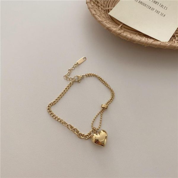 charm bracelets korean retro titanium steel heart pendant bracelet gold color love linked chain asymmetric for women gifts, Golden;silver
charm bracelets korean retro titanium steel heart pendant bracelet gold color love linked chain asymmetric for women gifts, Golden;silver