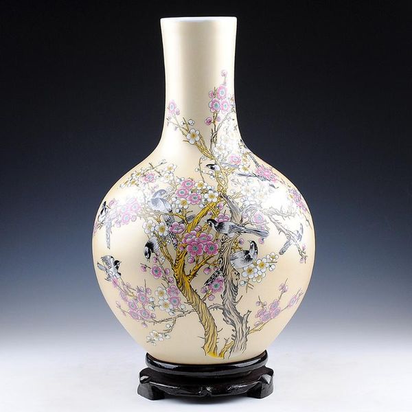 vases jingdezhen ceramics xishangmeishao golden vase modern fashion home furnishing crafts decoration
vases jingdezhen ceramics xishangmeishao golden vase modern fashion home furnishing crafts decoration