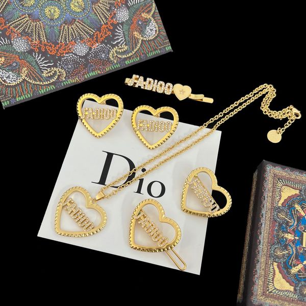 new d \ di family love cd letter diamond inlaid necklace pendant female personality net red earrings brooch hairpin, Silver
new d \ di family love cd letter diamond inlaid necklace pendant female personality net red earrings brooch hairpin, Silver