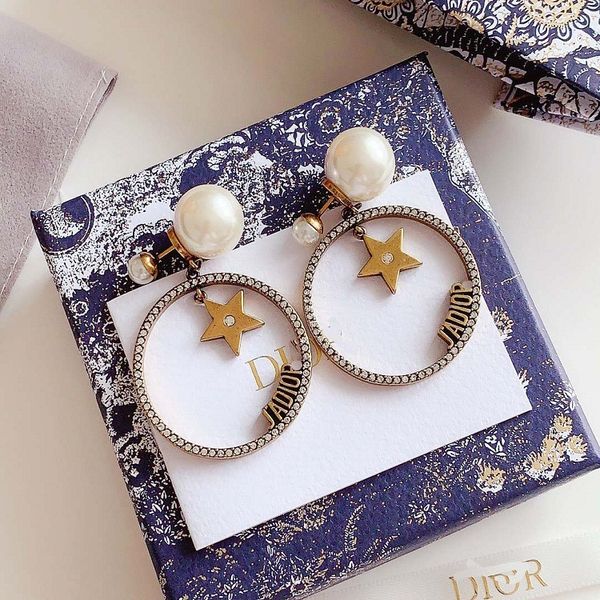designer jewelry pearl star earrings of the same material 925 silver needle net red, Golden
designer jewelry pearl star earrings of the same material 925 silver needle net red, Golden