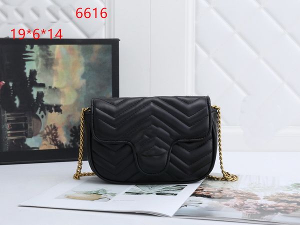 women luxurys designers evenin bags shoulder handbags classic bag velvet pu leather heart style gold chain tote messenger
women luxurys designers evenin bags shoulder handbags classic bag velvet pu leather heart style gold chain tote messenger