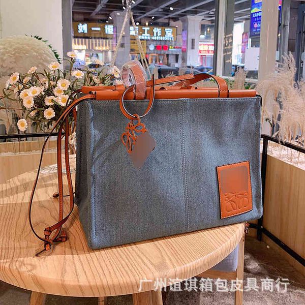 outlet 2021 cushion armpit one shoulder hand printed denim canvas shopping bag designers handbag yw
outlet 2021 cushion armpit one shoulder hand printed denim canvas shopping bag designers handbag yw