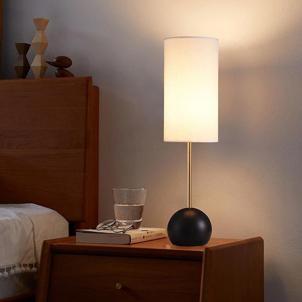 nordic modern minimalist design table lamps bedroom bedside lamp home lighting decor standing desk light night fixture
nordic modern minimalist design table lamps bedroom bedside lamp home lighting decor standing desk light night fixture