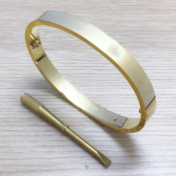 bangle stainless steel deep engraved diamond bracelet for women original bracelets fine jewelry, Black
bangle stainless steel deep engraved diamond bracelet for women original bracelets fine jewelry, Black