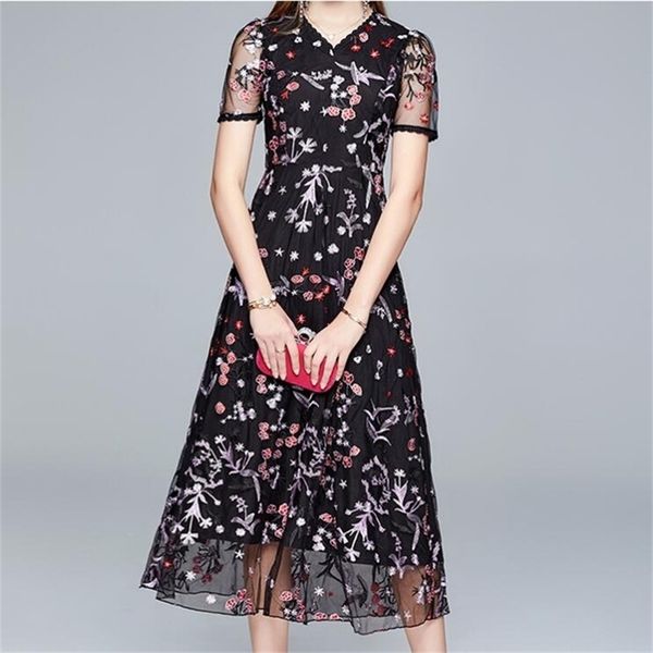 sweet mesh dress women korean v-neck short sleeve a-line es summer streetwear embroidery midi 210603, Black;gray
sweet mesh dress women korean v-neck short sleeve a-line es summer streetwear embroidery midi 210603, Black;gray