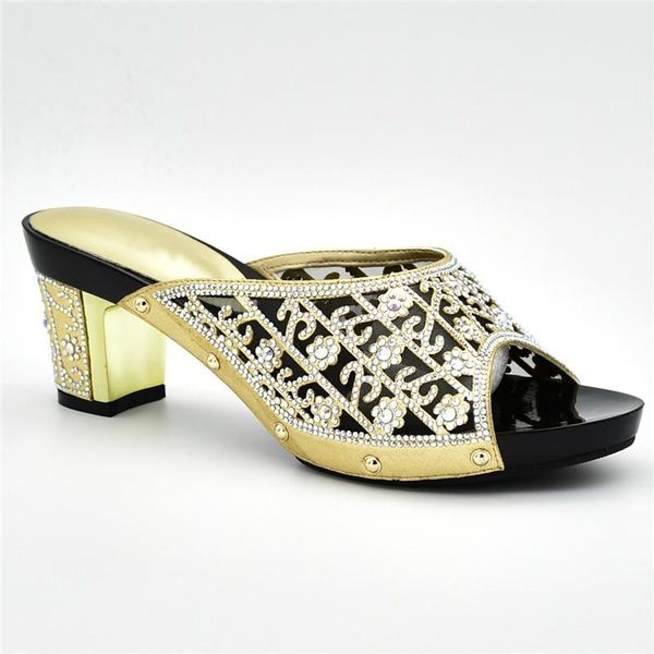 dress shoes latest rhinestone wedding italian women party pumps bridal elegant slip on ladies sandals with heels, Black
dress shoes latest rhinestone wedding italian women party pumps bridal elegant slip on ladies sandals with heels, Black