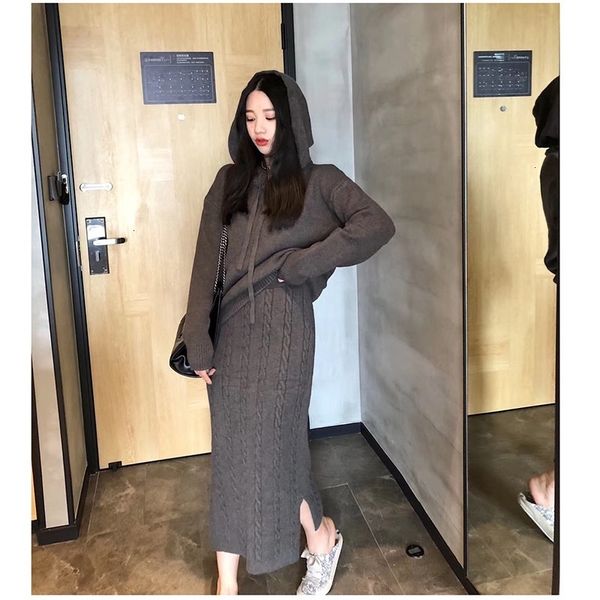 dress genayooa women two knitted 2 piece set casual sweater pollover and skirt winter suits, White
dress genayooa women two knitted 2 piece set casual sweater pollover and skirt winter suits, White
