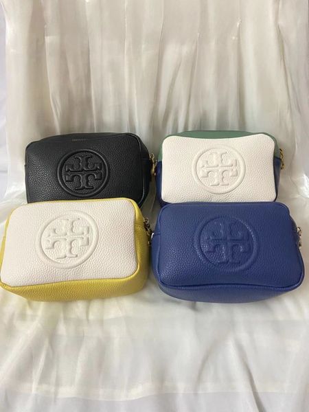 same new cousin tb big color stitching double zipper simple small square single shoulder messenger women's bag
same new cousin tb big color stitching double zipper simple small square single shoulder messenger women's bag