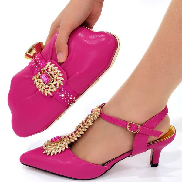 dress shoes olomm matching and bag set decorated with rhinestone african shoe for party in women nigerian bagw-17, Black
dress shoes olomm matching and bag set decorated with rhinestone african shoe for party in women nigerian bagw-17, Black