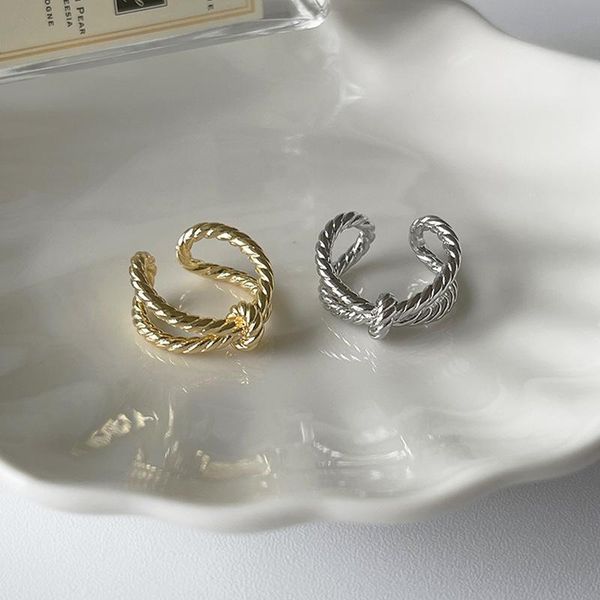 wedding rings european and american ins creative golden net personality cold wind twist ring female retro metal simple, Slivery;golden
wedding rings european and american ins creative golden net personality cold wind twist ring female retro metal simple, Slivery;golden