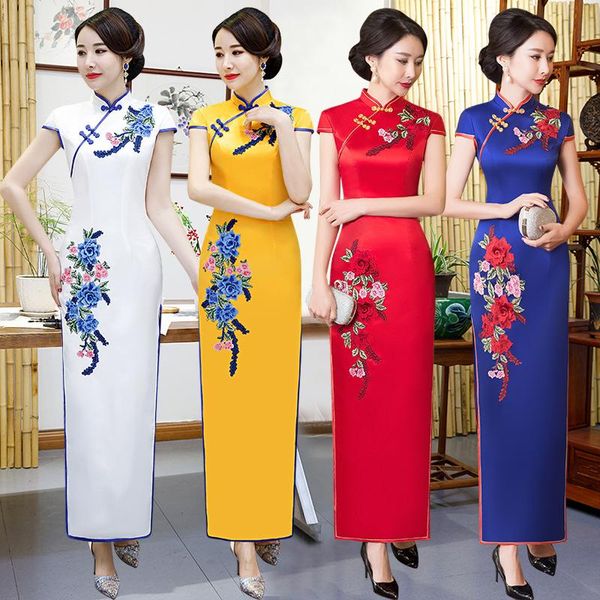 ethnic clothing embroidery satin chinese dress side split cheongsams women summer long banquet gown classic mandarin collar qipao prom, Red
ethnic clothing embroidery satin chinese dress side split cheongsams women summer long banquet gown classic mandarin collar qipao prom, Red