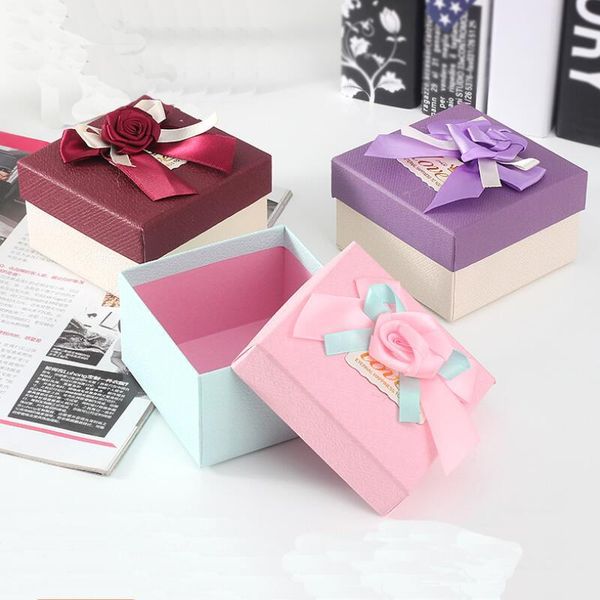 gift wrap 4 pcs/lot square flower ribbon box valentine's day chocolate paper boxs for wedding party candy packaging
gift wrap 4 pcs/lot square flower ribbon box valentine's day chocolate paper boxs for wedding party candy packaging