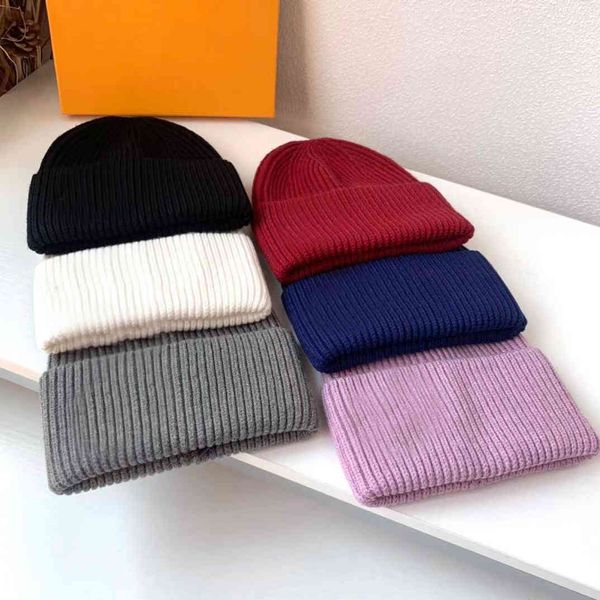 wool men women fashion headgear embroidery keep warm winter hip hop hat knitted cap, Blue;gray
wool men women fashion headgear embroidery keep warm winter hip hop hat knitted cap, Blue;gray