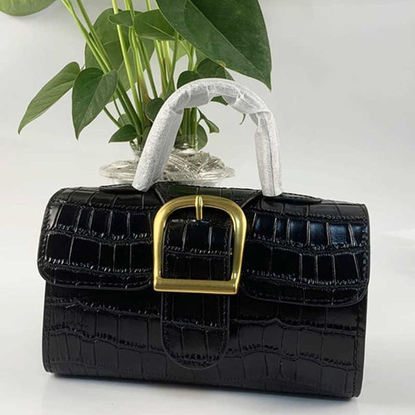 zhouzhoubao123 crossbody designer handbags bag handbag small mimi doctor xiaozhongchao cross women luxurys designers bags 2021 purse wallet, Black;red
zhouzhoubao123 crossbody designer handbags bag handbag small mimi doctor xiaozhongchao cross women luxurys designers bags 2021 purse wallet, Black;red