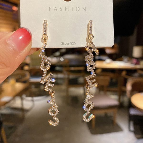 925 silver needle inlaid diamond asymmetric letter earrings fashion temperament design sense earrings net red fashion long earrings
925 silver needle inlaid diamond asymmetric letter earrings fashion temperament design sense earrings net red fashion long earrings