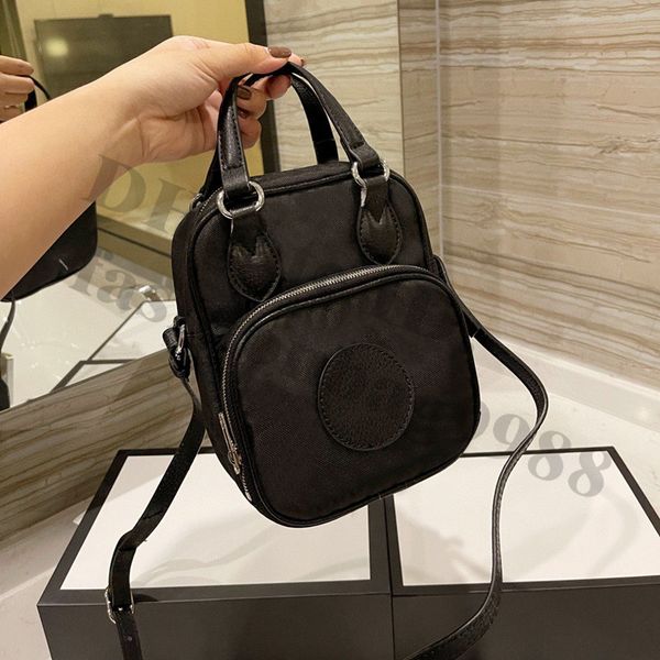 men full black mini purses shoulder bags 17x21cm boy 2022 luxury designer small camera crossbody real leather handle handbags messenger canv
men full black mini purses shoulder bags 17x21cm boy 2022 luxury designer small camera crossbody real leather handle handbags messenger canv
