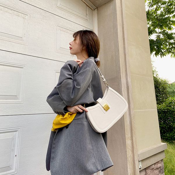 factory direct sale 75% off dai hua zhi popular underarm women's 2021 new net red single shoulder french minority club bags
factory direct sale 75% off dai hua zhi popular underarm women's 2021 new net red single shoulder french minority club bags