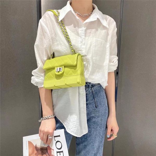 cross body diamond lattice chain women bag 2021 trendy fashion shoulder messenger niche shoe bottom design light green luxury
cross body diamond lattice chain women bag 2021 trendy fashion shoulder messenger niche shoe bottom design light green luxury