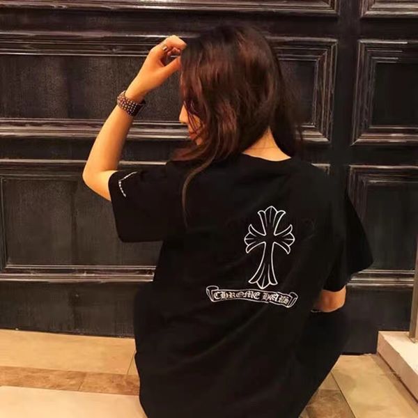 2020 ch family summer new short sleeve gradient phantom cross front back rubber round neck t-shirt for men and, White;black
2020 ch family summer new short sleeve gradient phantom cross front back rubber round neck t-shirt for men and, White;black