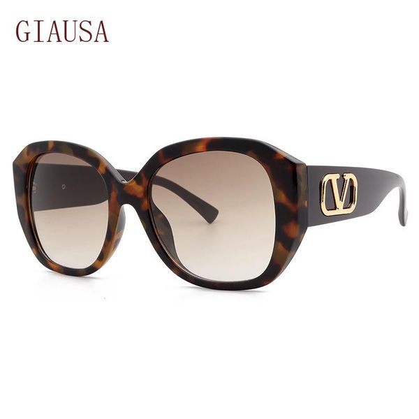 sunglasses giausa europe and america = fashion sunglasses, women's trend toad glasses, White;black
sunglasses giausa europe and america = fashion sunglasses, women's trend toad glasses, White;black