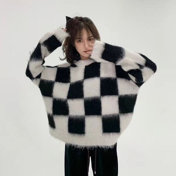 autumn winter black and white mohair loose female lazy casual blouse around the neck all-match sweater, White;black
autumn winter black and white mohair loose female lazy casual blouse around the neck all-match sweater, White;black