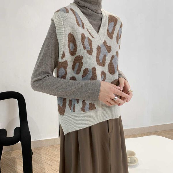 autumn winter leopard v-neck sleeveless vest women's knitted loose short casual 9991 210607, White;black
autumn winter leopard v-neck sleeveless vest women's knitted loose short casual 9991 210607, White;black