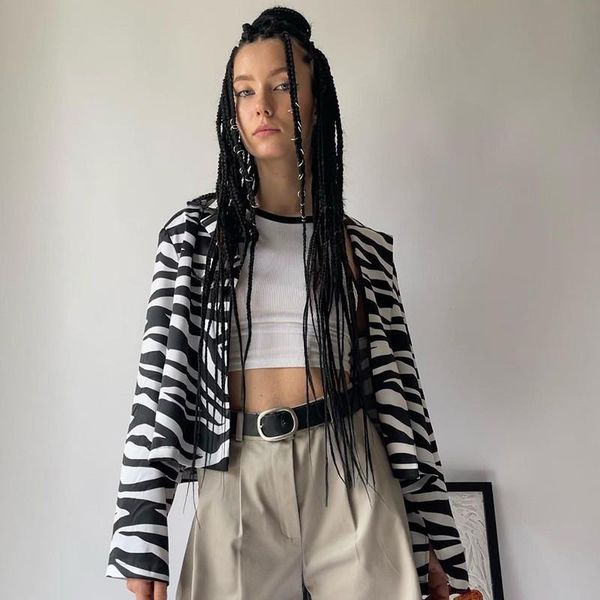women's suits & blazers autumn casual women long sleeve button print loose blazer streetwear fashion elegant office lady coats female, White;black
women's suits & blazers autumn casual women long sleeve button print loose blazer streetwear fashion elegant office lady coats female, White;black