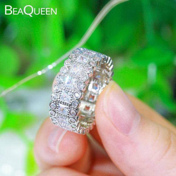 beaqueen shiny full round square cubic zircon stones paved setting women circle rings finger jewelry for engagement party r113, Slivery;golden
beaqueen shiny full round square cubic zircon stones paved setting women circle rings finger jewelry for engagement party r113, Slivery;golden
