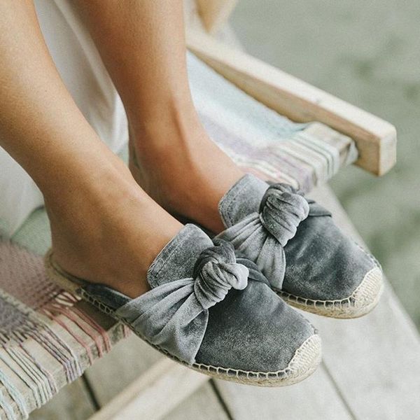slippers 2021 insta style knotted espadrilles slides velvet mules vacation beach shoes women summer sole flats sandals, Black
slippers 2021 insta style knotted espadrilles slides velvet mules vacation beach shoes women summer sole flats sandals, Black