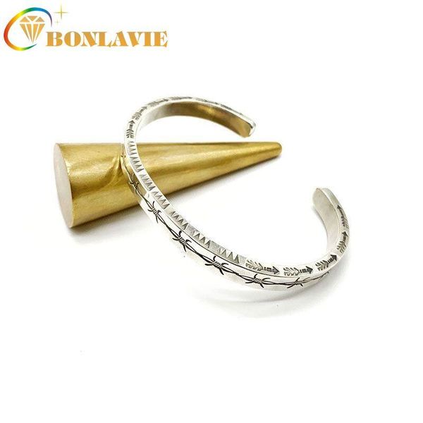 bangle bonlavie thorn stripe silver color bracelet cool fashion jewelry metal for women, Black
bangle bonlavie thorn stripe silver color bracelet cool fashion jewelry metal for women, Black