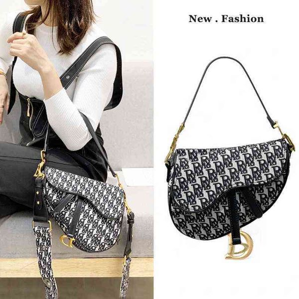 hong kong bag women's new fashion 2021 one shoulder messenger bag canvas foreign style s saddle fashionzlyzly
hong kong bag women's new fashion 2021 one shoulder messenger bag canvas foreign style s saddle fashionzlyzly
