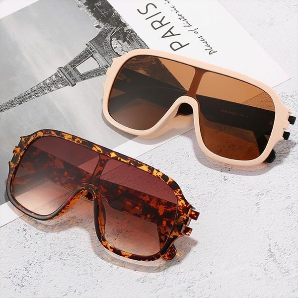 vintage one piece shield sunglasses for women fashion brand black beige rivet sun glasses men retro oversized shades uv400, White;black
vintage one piece shield sunglasses for women fashion brand black beige rivet sun glasses men retro oversized shades uv400, White;black